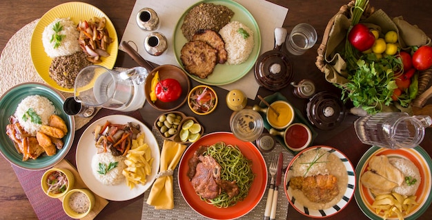 Zestaw potraw na stole
